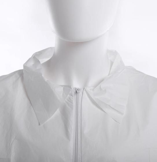 White Disposable Polypropylene Lab Coat / Visitor Coat / Lab Jacket / with Pockets General Purpose Protective Clothing for Scrubs Medical Supply
