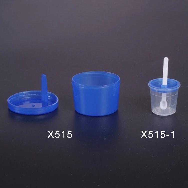 Stocked Lab Use Disposable Plastic Stool Cup with Cover Spoon
