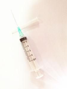 Luer Lock Disposable Syringe with Needle 5ml