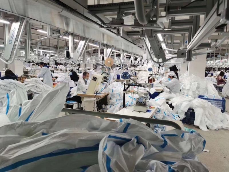 Livinyl Disposable Isolation Clothing Uniforms Anti-Dust Protective Clothing Non-Porous Ventilation Block Infection Clothing