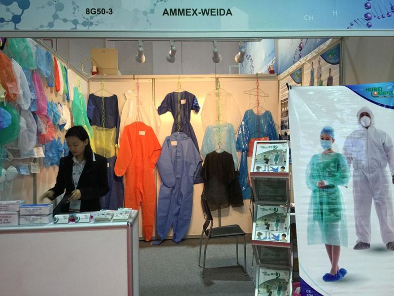 High Quality Medical Use Isolation Gown with Elastic Wrist and Waist Ties for Prevent Bacteia