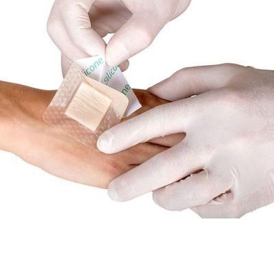Soft and Breathing Wound Care Adhesive Silicone Foam Dressing