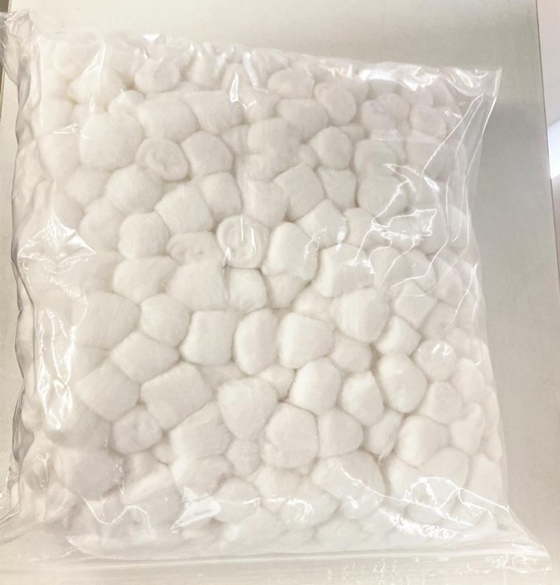 Medical Surgical Disposable Supplies Sterile Non Sterile 0.2g 0.5g 1g Cotton Balls Blister Packing Absorbent Cotton Ball Factory Kingphar Medical