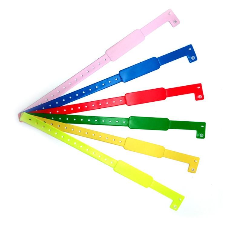 Adult One off Use Face Wide Vinyl Material Wrist Band for Events