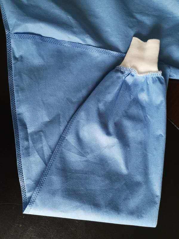 Surgery Use Protective SMMS Surgical Gown with Knitted Cuff Reinforce En13795