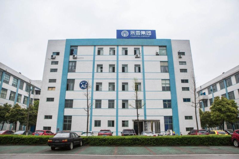 Factory Wholesale Disposable Isolation Gown Safety Clothing