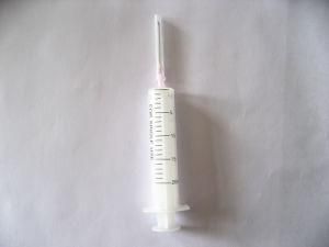 Hot Sale 2-Part Disposable Syringe with Needle or Without Needle 20ml