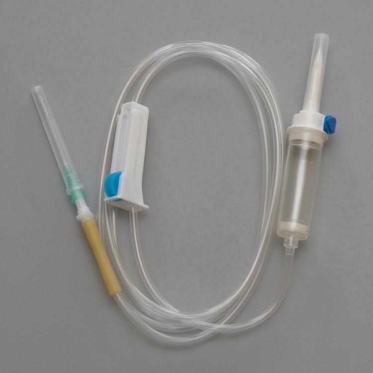 Transparent Tube Luer Lock Needle IV Giving Set with No Bubbles Remain