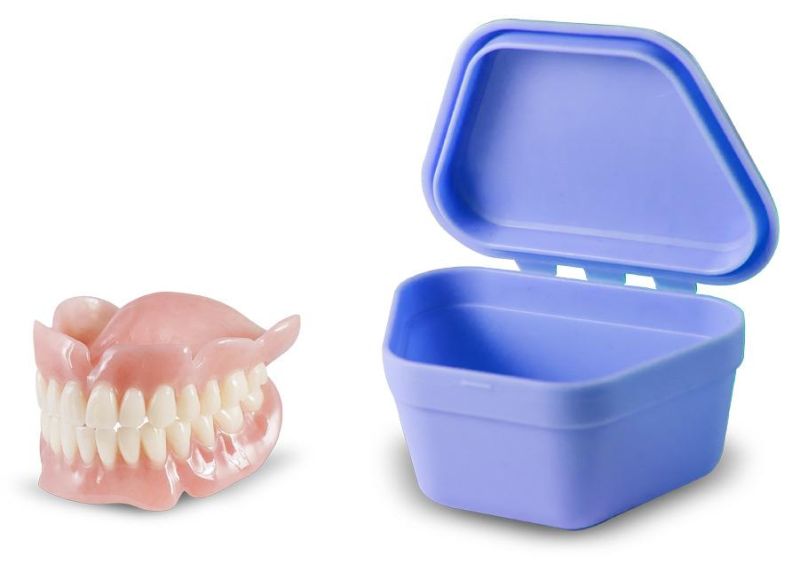 Plastic Dental Retainer Case, Retainer Box, Denture Box