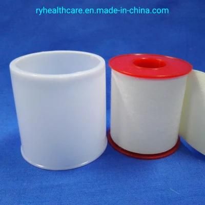 China Supplier Medical Adhesive Plaster Zinc Oxide Tape with Plastic Cover Packing
